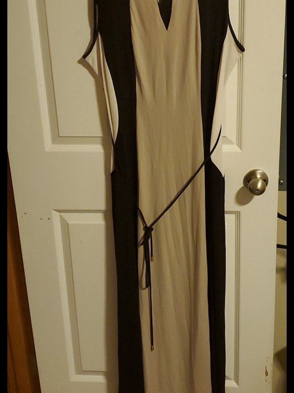 Studio One Brown & Tan Sleeveless V-Neck Maxi Dress
